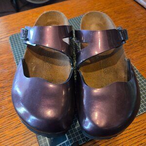 Birkis birkenstock womens size 7 purple shoes